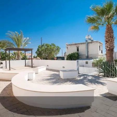 Tatil Evi 2 Bed Apartment, Peyia