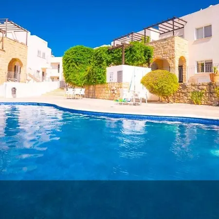 2 Bed Apartment, Tatil Evi Peyia